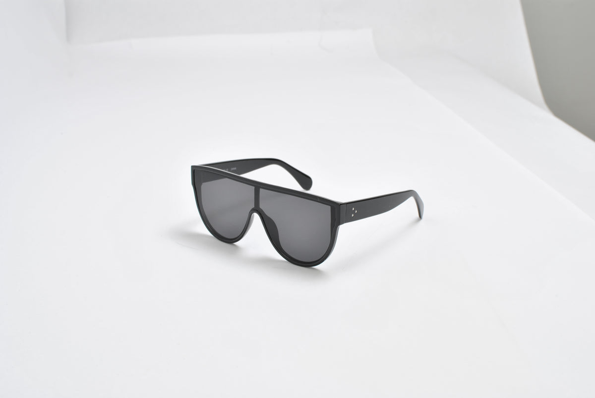 Translucent Flat Shield Sunglasses with Assorted Candy Colors and Studded Temples TD10542-1