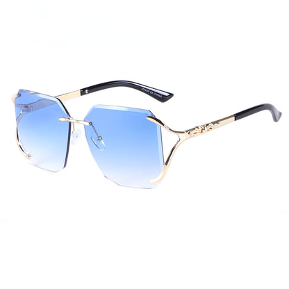 Luxury Rimless Oversized Sunglasses with Decorative Gold Detail J10858