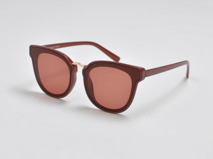 Modern Cat-Eye Sunglasses with Gold Bridge Accent SK10480