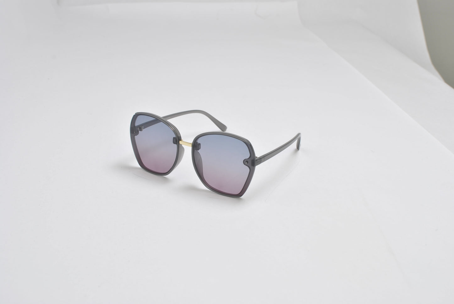 Women's Oversized Chic Square Sunglasses with Graident UV400 Lens SK10583