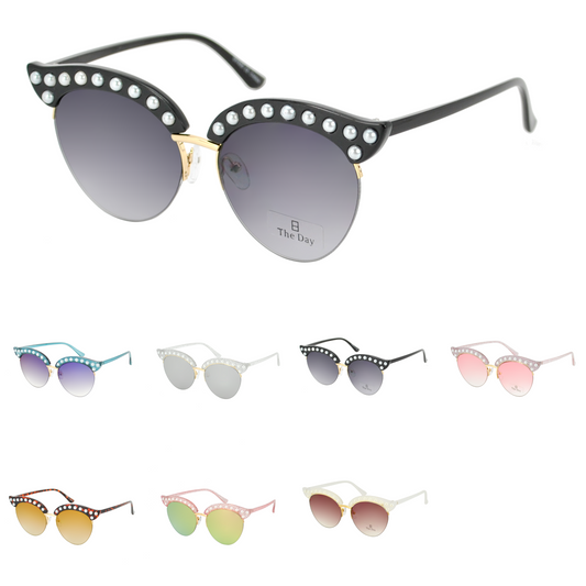 Vintage Cat-Eye Sunglasses with Pearl Accents and Gradient Lens TD10282